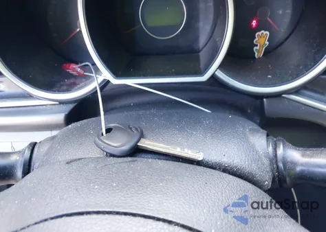 2015 Kia Optima Lx z USA, uszkodzony, nr VIN 5XXGM4A73FG477471